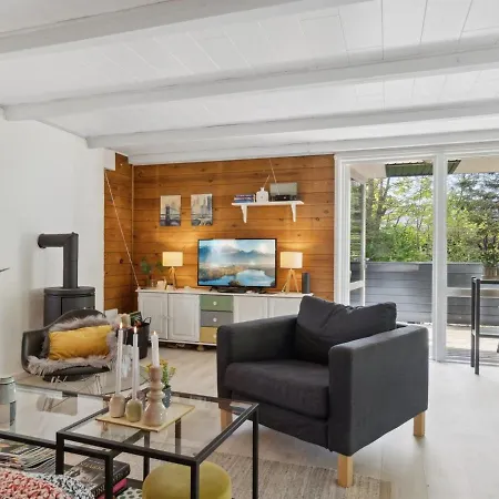 Alste - 900m From The Sea In Ne Jutland By Interhome *