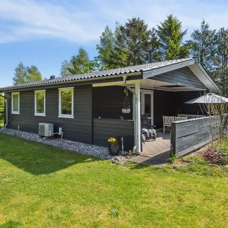 Alste - 900m From The Sea In Ne Jutland By Interhome Holiday home Hals