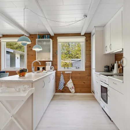 Alste - 900m From The Sea In Ne Jutland By Interhome Holiday home Hals