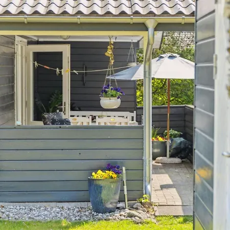 Holiday home Alste - 900m From The Sea In Ne Jutland By Interhome *